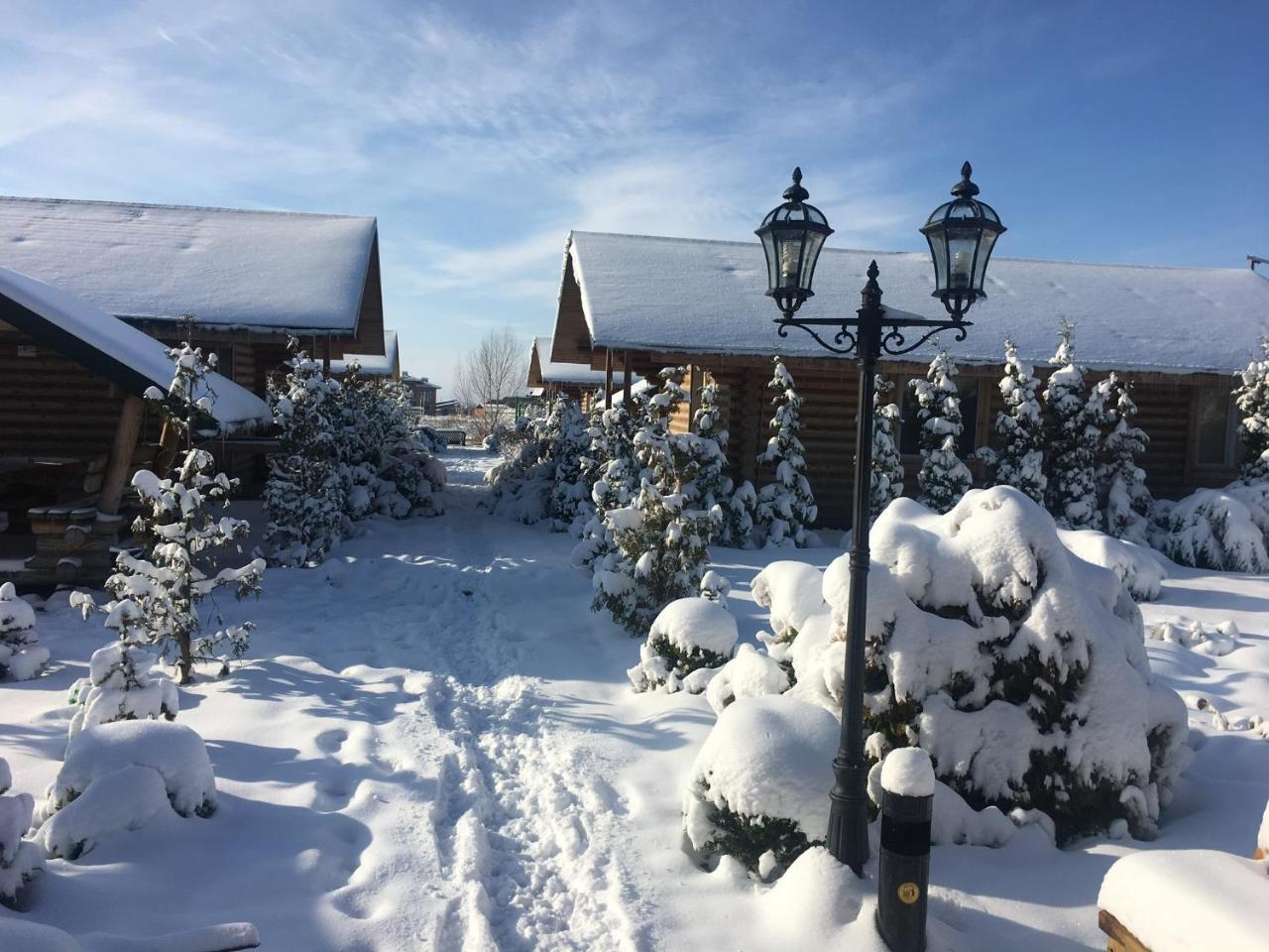 Eco Village Obukhiv 外观 照片